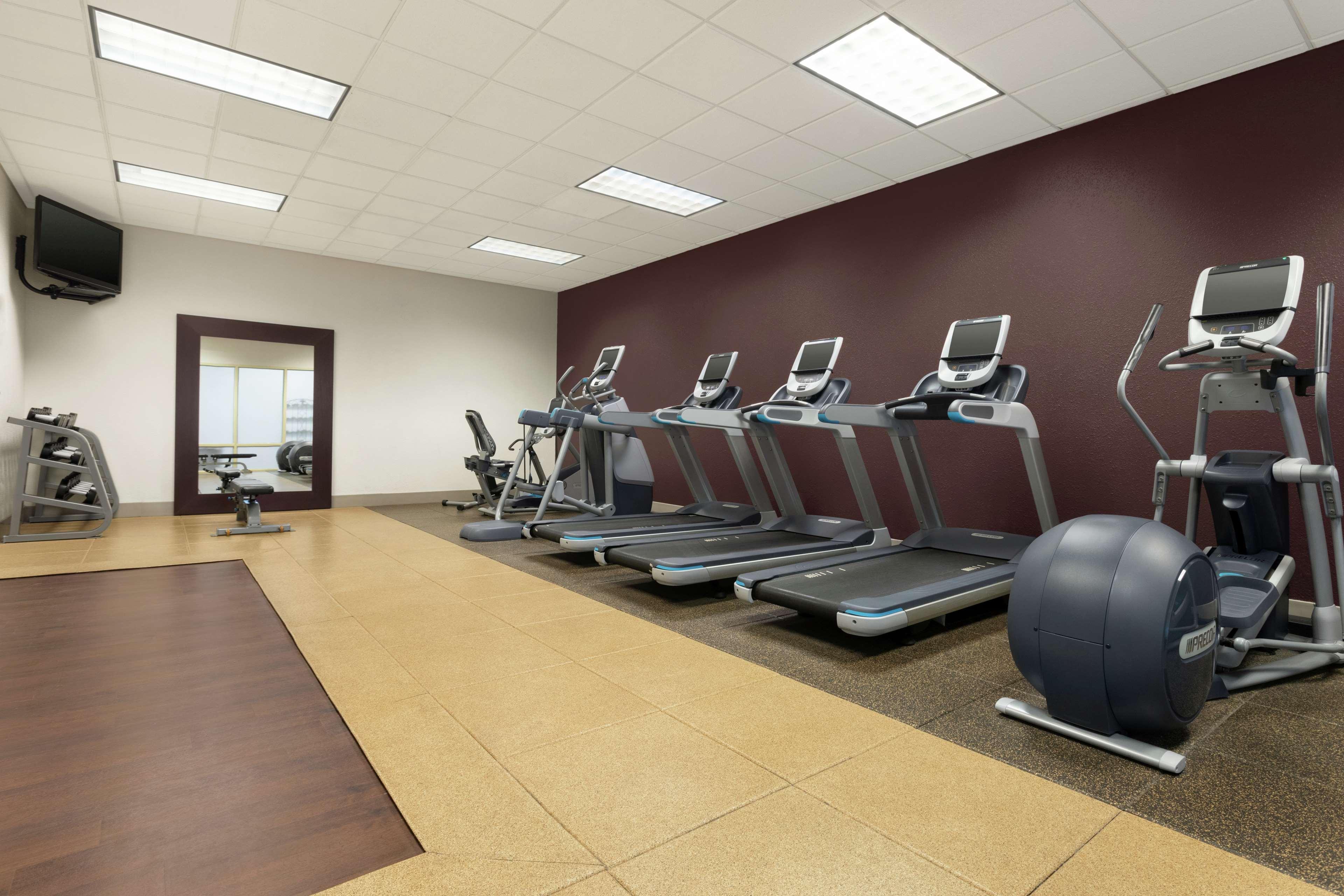 Embassy Suites Huntsville Bagian luar foto